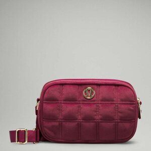 Lululemon Crossbody Camera Bag 2L *Quilted Velour Wine Berry